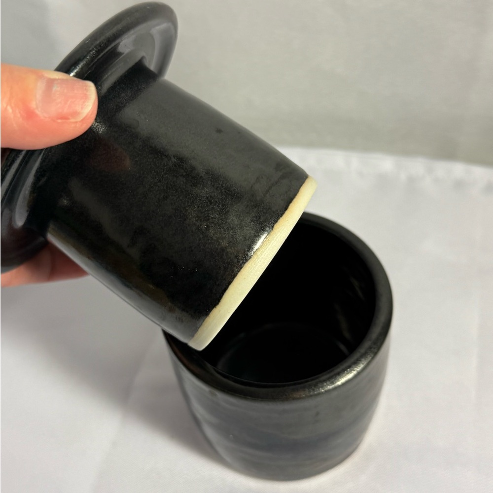 Handcrafted Butter Bell - Picture 2 of 3